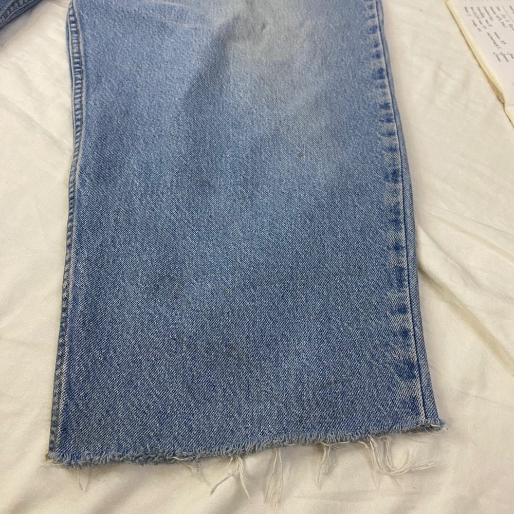 Carhartt Jeans Mens 44 Light Wash Cut Off Raw Hem Relaxed Fit Workwear Denim GUC - Picture 11 of 11